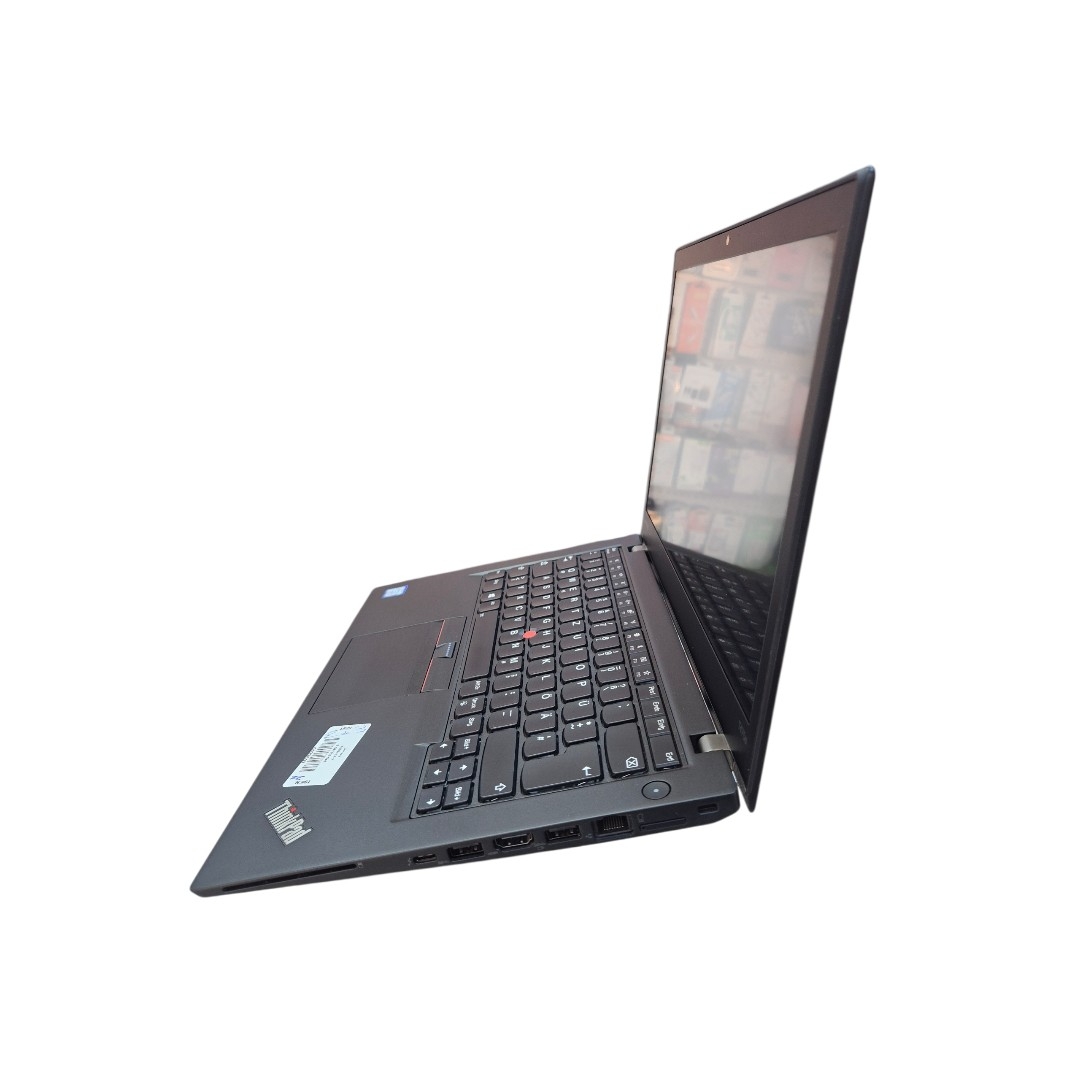 Lenovo ThinkPad T470s Core i7 (7th Gen) 8GB RAM 256GB SSD 14 - الصورة 2